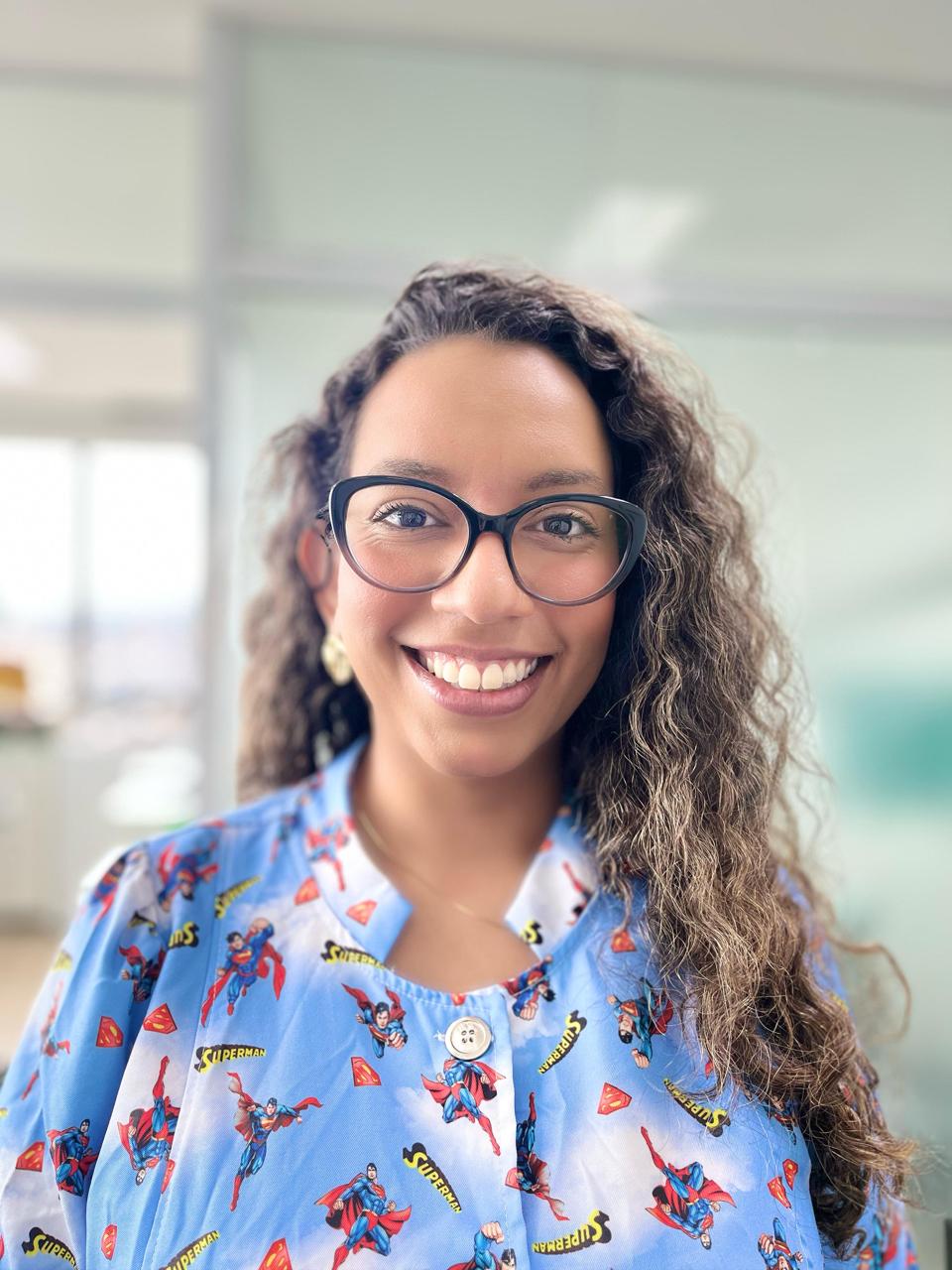 Dra. Graicy Vital, odontopediatra especialista em frenotomia lingual a laser em São Paulo